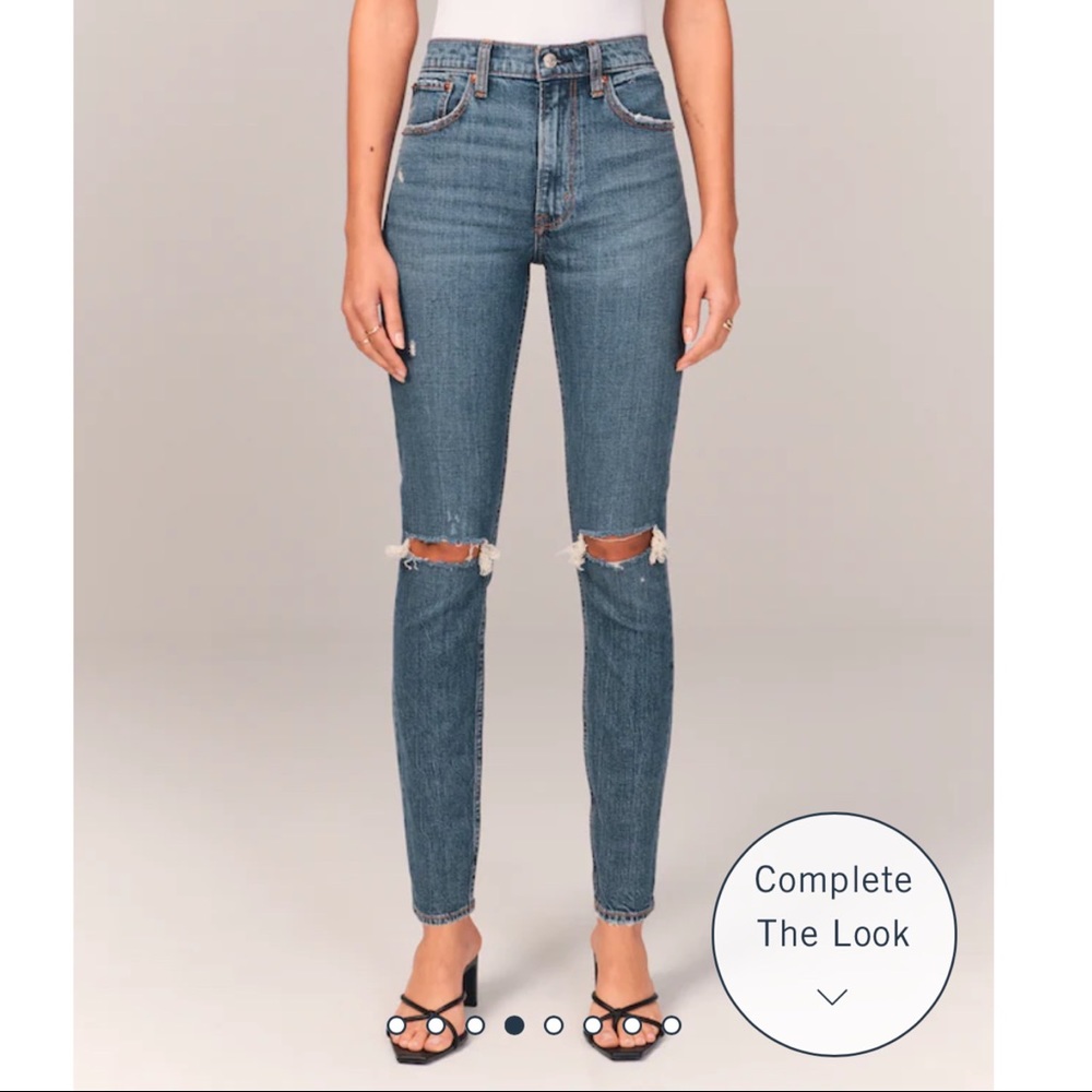 A&F • High Rise Skinny Jeans Dark Ripped Wash • 27R